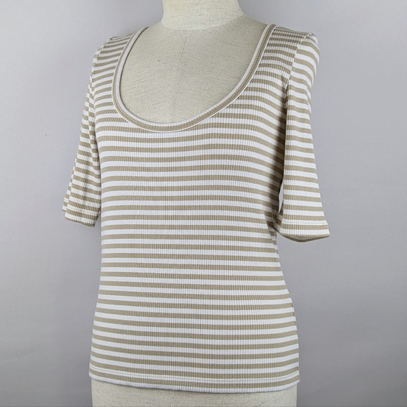 Faherty Tee Freestyle Rib Knit Short Sleeve Pima Blend Neutral Desi Stripe M NWT - Picture 9 of 14